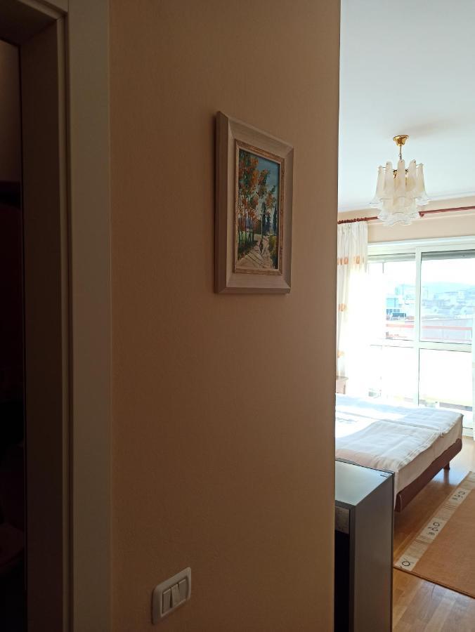 Home Sweet Rental Тирана Екстериор снимка