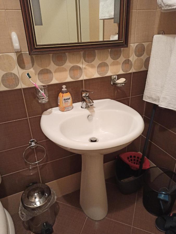 Home Sweet Rental Тирана Екстериор снимка