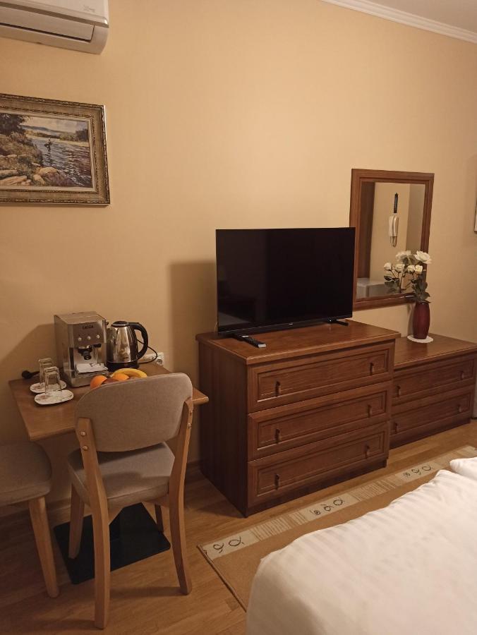 Home Sweet Rental Тирана Екстериор снимка