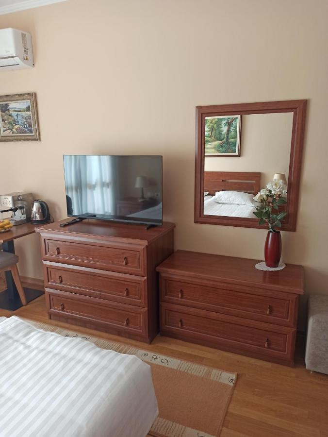 Home Sweet Rental Тирана Екстериор снимка